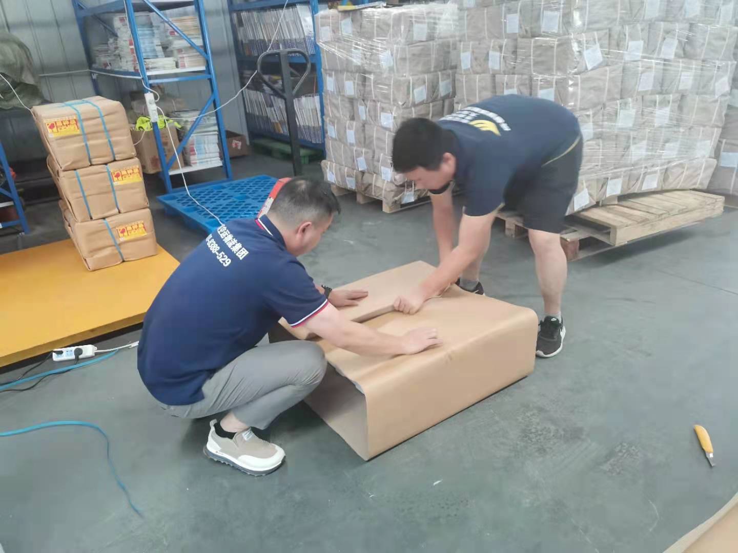 统筹谋划 加快推动航空物流通道体系和格局建设 &ldquo;十四五&rdquo;期间，加快推动航空物流通道建设