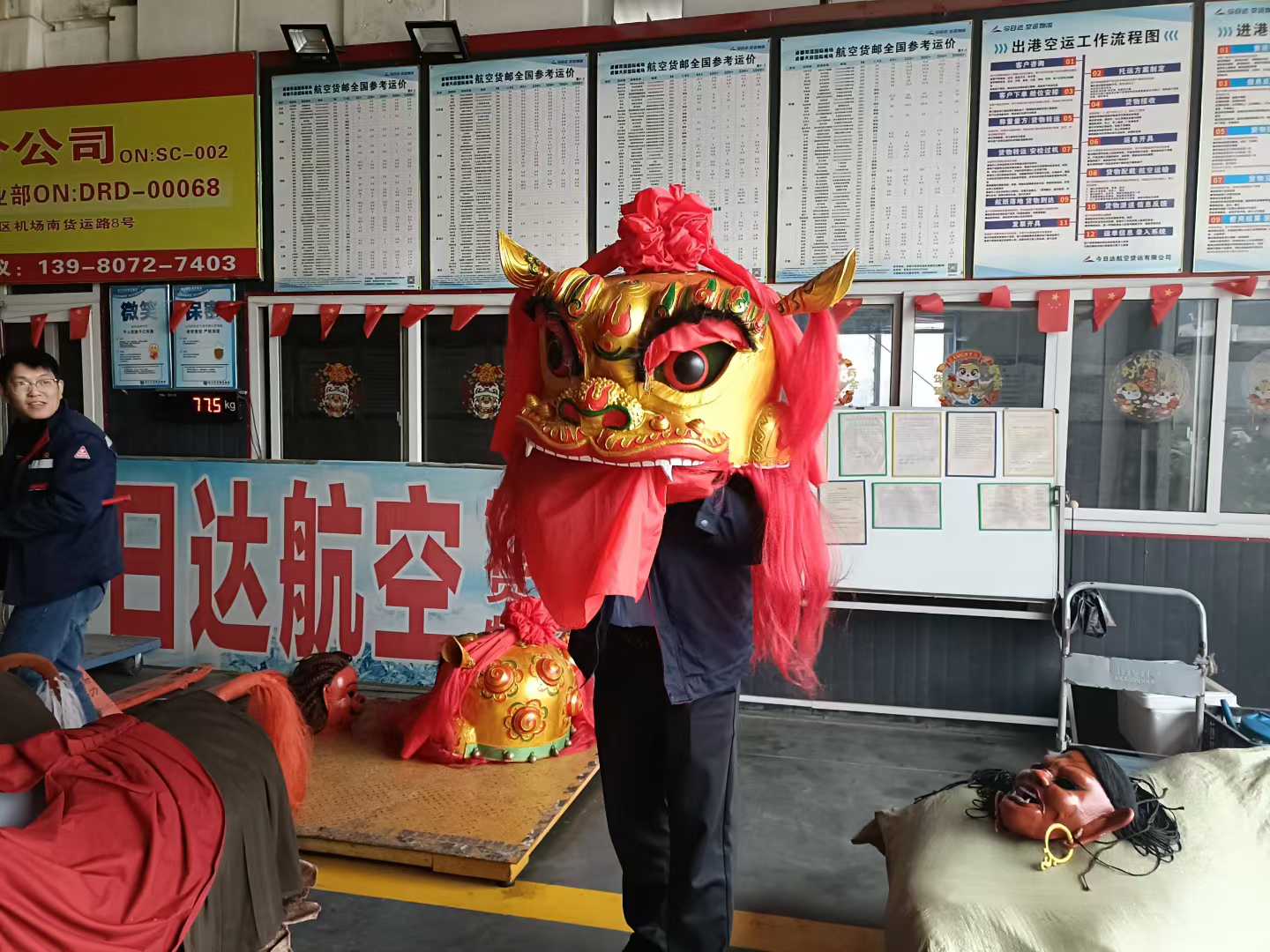 舞狮道具航空托运，定制木架安心护航